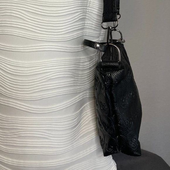 Zapps Skull Bucket Black Leather Shoulder Bag - Picture 6 of 9